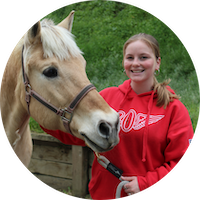 Barn Helper Volunteer Photo - NCEFT National Center for Equine ...